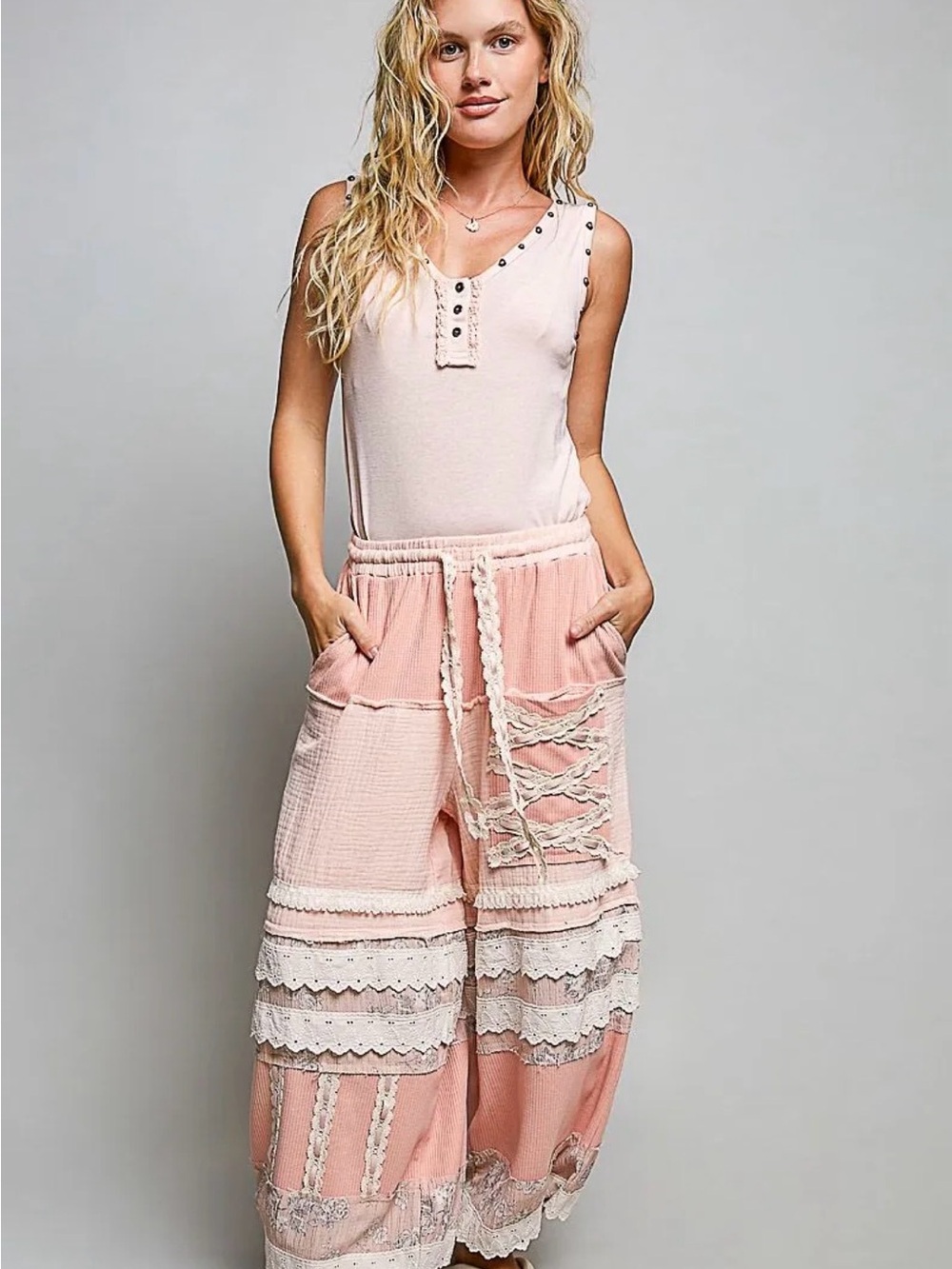 POL Women's Blush Pink Lace-Trim Wide Leg Joggers